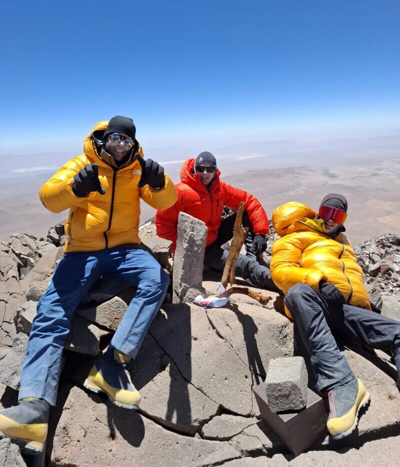 Cumbre del Volcán Llullaillaco